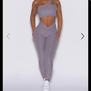 Bombshell Sportswear V Leggings